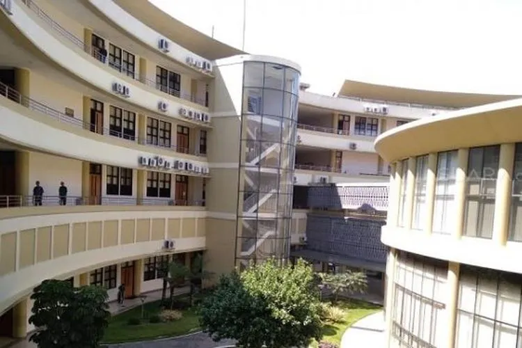 Penampakan gedung Kampus Unpad. (Suara.com/Emi La Palau).