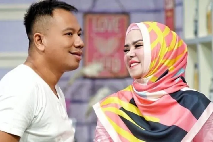 Vicky Prasetyo dan Angel Lelga. (Instagram)