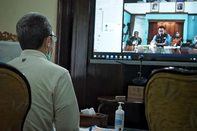 Ridwan Kamil saat video conference dengan Wakil Wali Kota Bogor