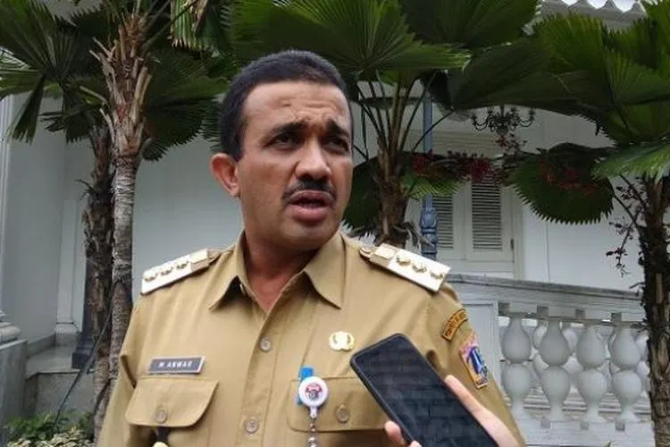 Wali Kota Jakarta Timur M Anwar. (Suara.com/Chyntia Sami B)