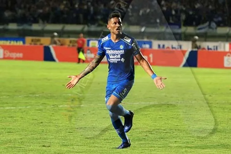 Striker Persib Bandung Wander Luiz. (Ayobandung.com/Kavin Faza)