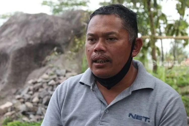 Warga Cangkringan Sleman, Samijo (45) yang juga pelaku usaha di Lereng Gunung Merapi saat ditemui wartawan, Sabtu (20/6/2020). [Suarajogja.id / Baktora]