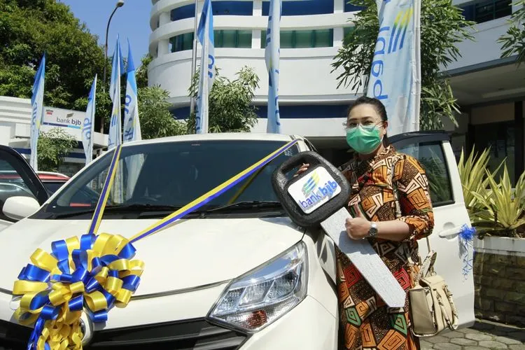 Hadiah Mobil dari program bank bjb dan Telkomsel