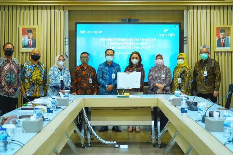 Penandatanaganan Pendirian bjb Sekuritas/istimewa