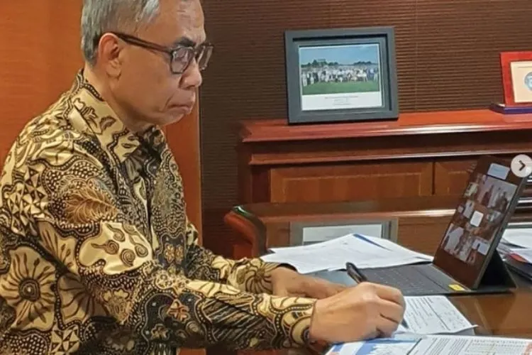 Ketua Dewan Komisioner Otoritas Jasa Keuangan (OJK), Wimboh Santoso / instagram: wimboh.ojk