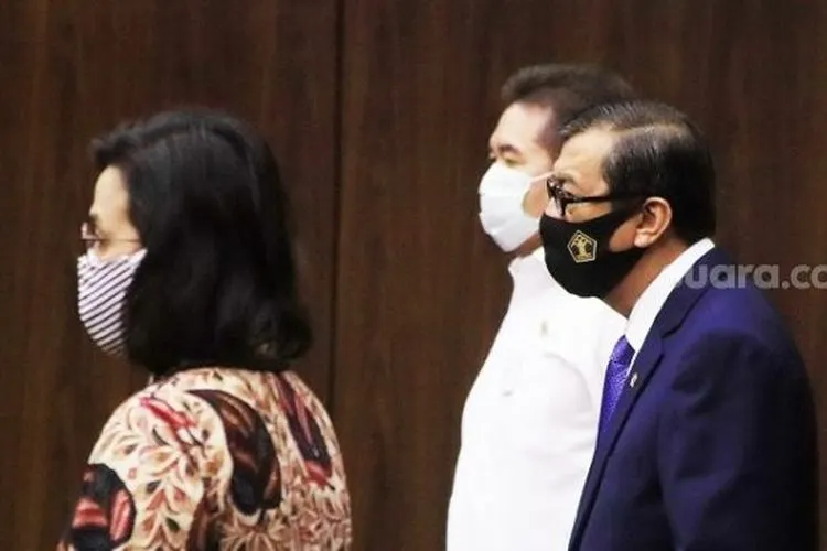 Menteri Hukum dan HAM Yasonna Laoly, Menteri Keuangan Sri Mulyani serta Jaksa Agung ST Burhanuddin saat memberi kesaksian saat sidang Perppu Corona di Mahkamah Konstitusi, Jakarta, Rabu (20/5/2020)