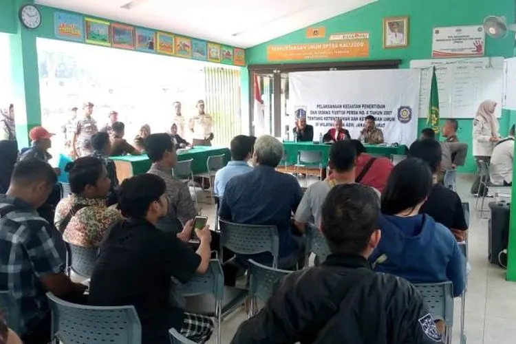 Sidang yustisi digelar di RPTRA Kalijodo (barat.jakarta.go.id)