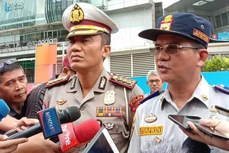 Dirlantas Polda Metro Jaya Kombes Yusuf  dan Kadishub DKI Jakarta, Syafrin Liputo. (Ayojakarta.com-Dhika Alam Noor)