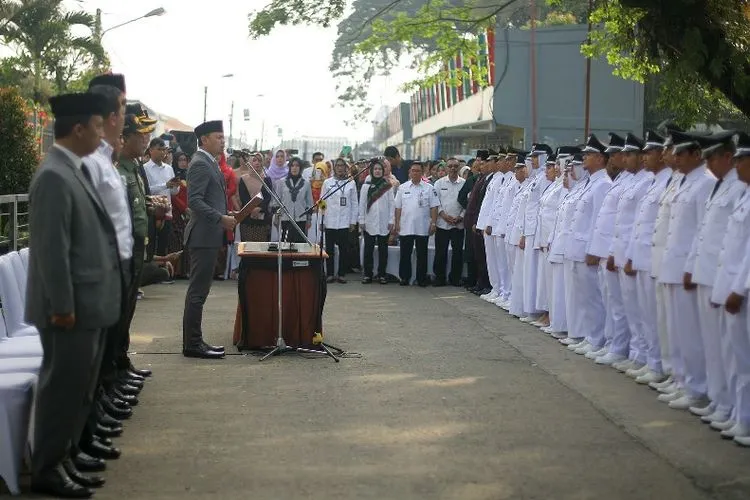 Pelantikan Pejabat Pemkot Bogor di Stasiun Bogor