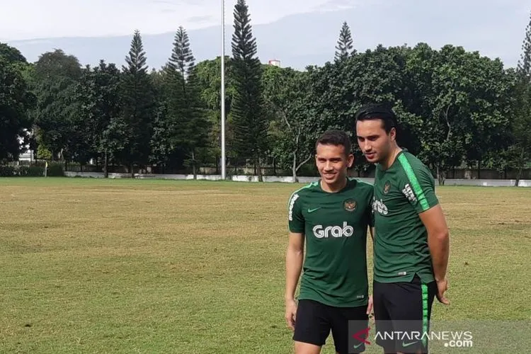 Egy Maulana dan Ezra Walian (Antara)