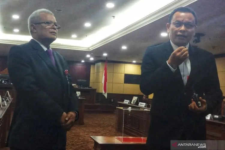 Sekretaris Jenderal Mahkamah Konstitusi (Sekjen MK) M. Guntur Hamzah. (Antara)