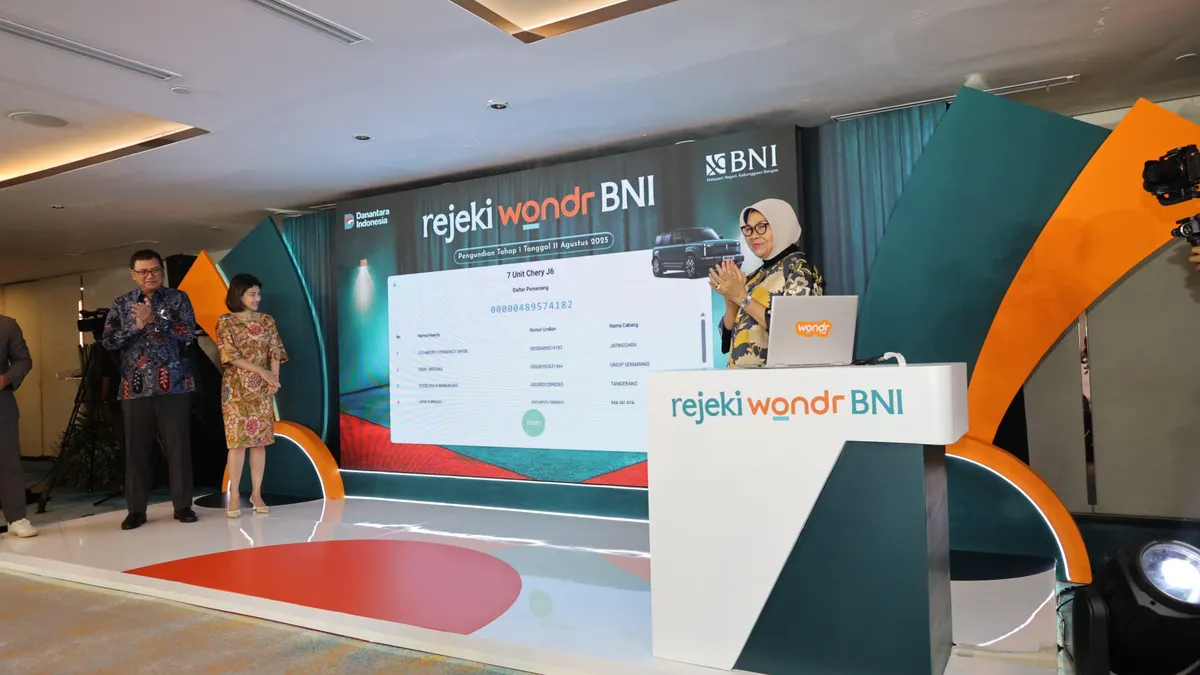 BNI serahkan hadiah Rejeki wondr tahap pertama, dari Mercedes-Benz hingga ratusan hadiah menarik untuk nasabah setia.