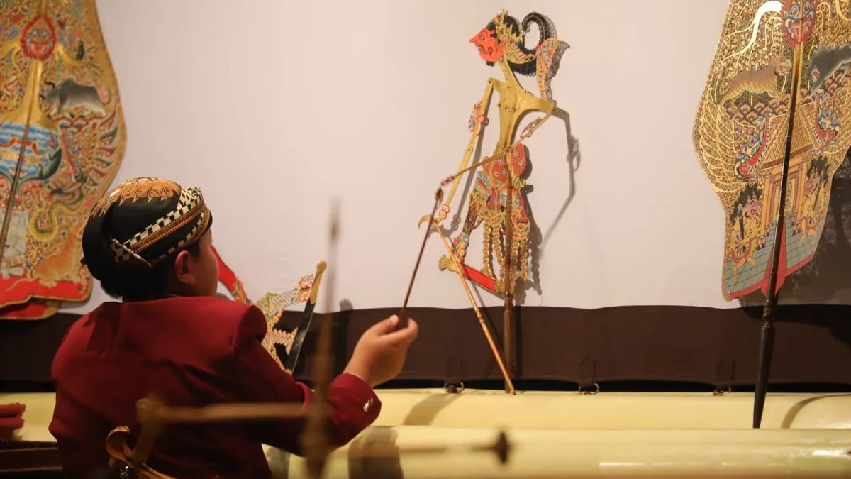 Wayang Kulit, Salah Satu Budaya Indonesia.