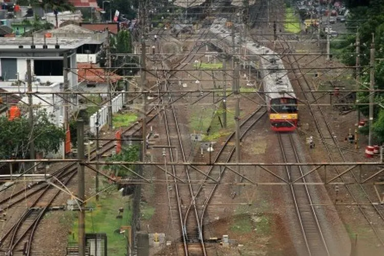 Commuter Line (Rizky Andrianto/Antara)
