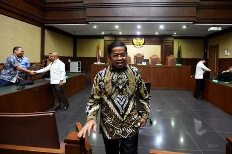 Terdakwa kasus dugaan suap proyek PLTU Riau-1 Idrus Marham menjalani sidang putusan di Pengadilan Tipikor, Jakarta Pusat, Selasa (23/4/2019). ANTARA FOTO/Sigid Kurniawan/hp.