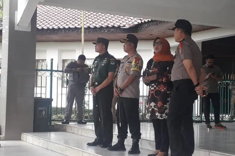 Kapoldan Jabar dan Panglima III Siliwangi Gelar Rapat Koordinasi Jelang Pemilu. (Antara)