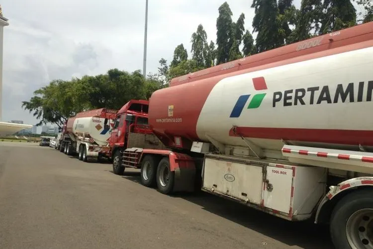 Truk Tangki Pertamina (Antara)