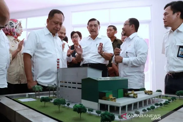 Peresmian PLTSa Merah Putih. (Antara)