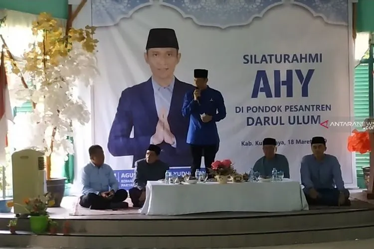 AHY Minta Doa Kesembuhan bagi Bu Ani. (Antara)