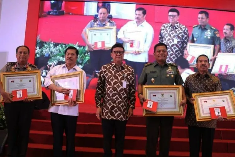 Rapat Koordinasi bidang Kewaspadaan Nasional dalam Rangka Pemantapan Penyelenggaraan Pemilu Serentak 2019. (Antara)