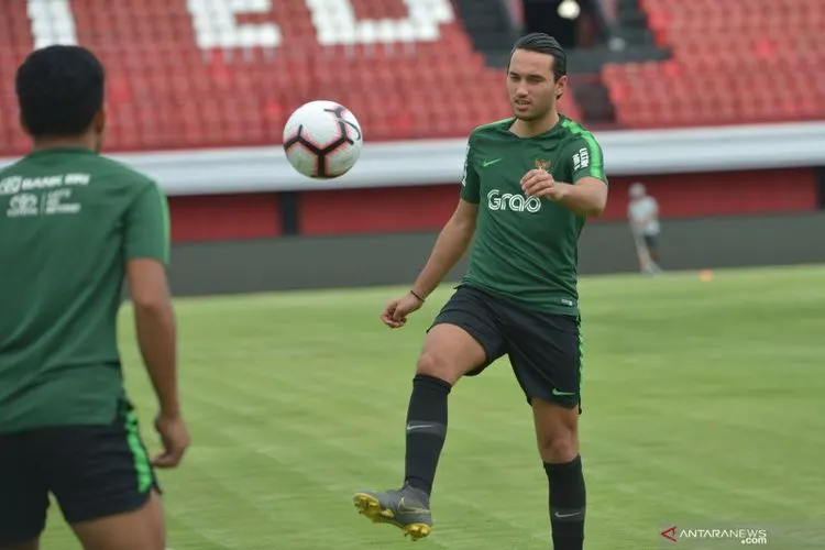 Ezra Walian (Antara)