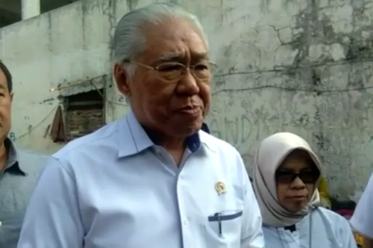 Menteri Perdagangan Enggarsito Lukita