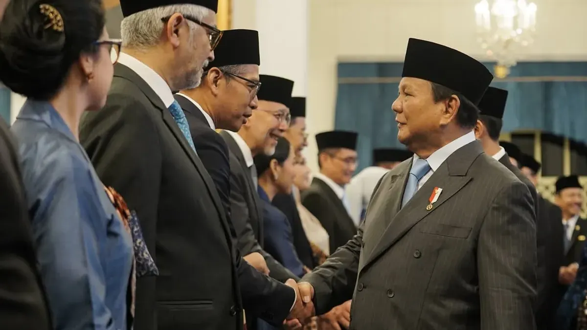 Presiden Prabowo saat melantik 2 lembaga baru di Indonesia. (Sumber: Instagram @prabowo | Foto: Instagram @prabowo)