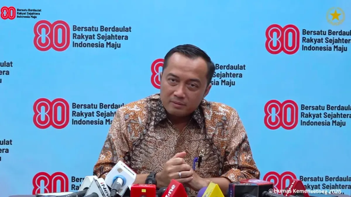 Mensesneg Prasetyo Hadi soal demo 25 dan 28 Agustus 2025 (Sumber: YouTube Mensesneg | Foto: YouTube Mensesneg)