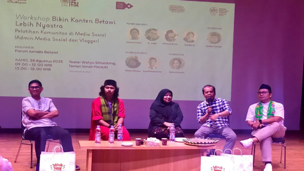Forum Jurnalis Betawi (FJB) berkolaborasi dengan Dewan Kesenian Jakarta (DKJ) dan Lembaga Kebudayaan Betawi (LKB) menggelar workshop “Bikin Konten Betawi Lebih Nyastra” di Teater Wahyu Sihombing, Taman Ismail Marzuki (TIM). (Dok Ist)