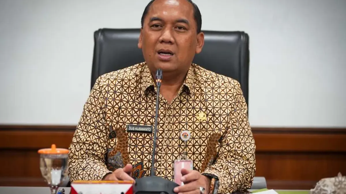 Uus Kuswanto, S.Sos., M.A.P. sebagai Sekretaris Daerah (Sekda) DKI Jakarta yang dilantik, Senin, 1 Desember 2025. (Sumber: barat.jakarta.go.id)