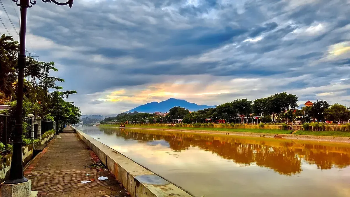 Ilustrasi. Puncak banjir rob di DKI Jakarta pada bulan Desember 2025. (Sumber: Pixabay | Foto: Pixabay)