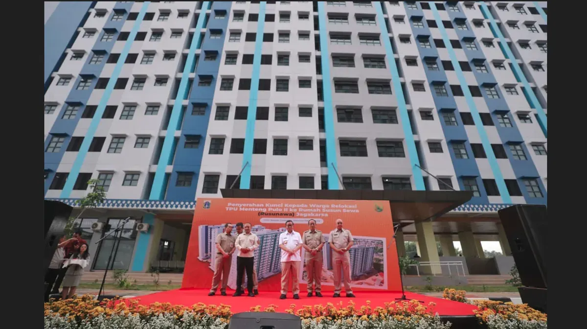 Setidaknya 137 kepala keluarga (KK) yang dahulu menempati lahan tempat pemakaman umum (TPU) Menteng Pulo kini sudah direlokasi ke rumah Susun (Rusun) Jagakarsa sejak Selasa, 9 Desember 2025. (Sumber: beritajakarta.id | Foto: beritajakarta.id)