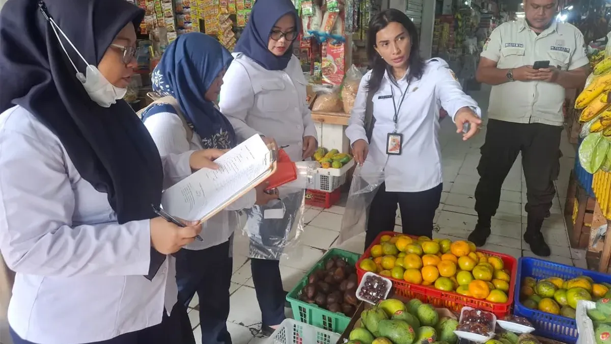 Pemprov DKI Jakarta memastikan kebutuhan pangan masyarakat berada dalam kondisi aman menjelang liburan Natal 2025 dan Tahun Baru 2026 (Nataru). (Sumber: beritajakarta.id | Foto: beritajakarta.id)