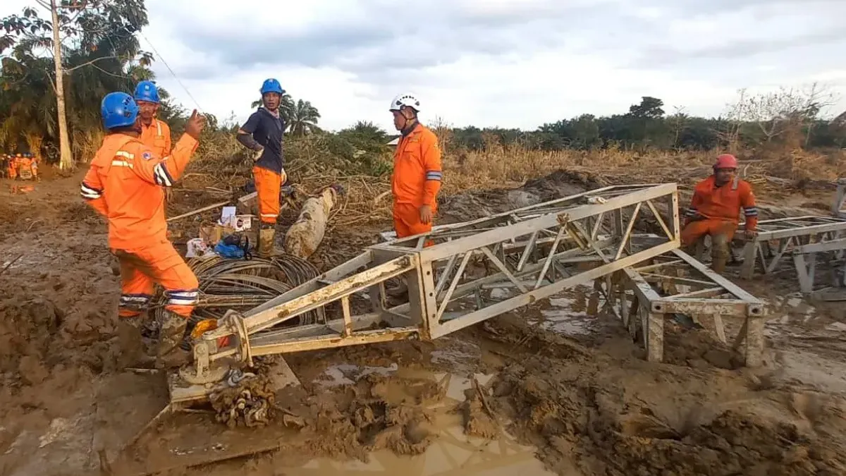 Perbaikan pada Saluran Udara Tegangan Tinggi (SUTT) 150 kV Langsa–Pangkalan Brandan menjadi kunci untuk pemulihan sistem kelistrikan Aceh. (Sumber: Ist)