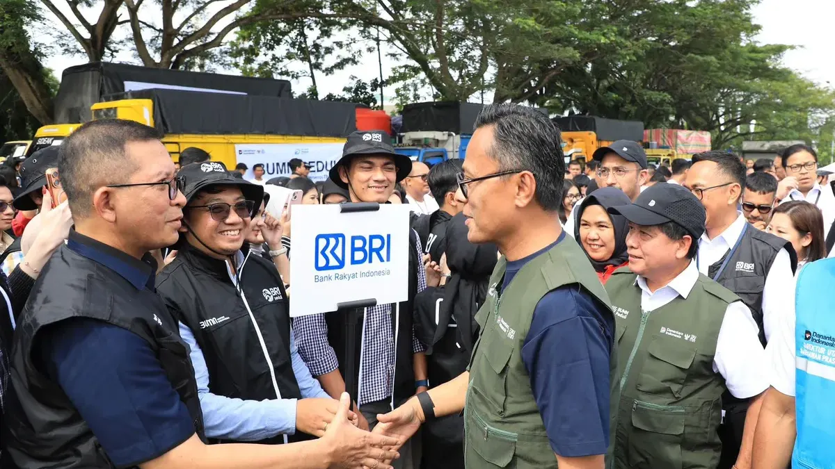 Bakti BUMN untuk Negeri, Danantara Indonesia Kirim 100 Truk Logistik dan Ribuan Relawan ke Titik Bencana