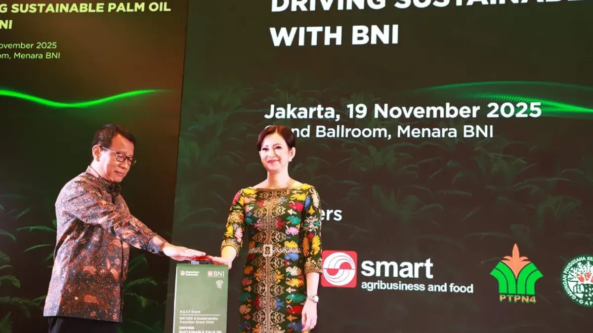 BNI luncurkan ESG Advisory Playbook pertama untuk sektor sawit, sebagai panduan transisi hijau guna meningkatkan daya saing industri Indonesia di pasar global.