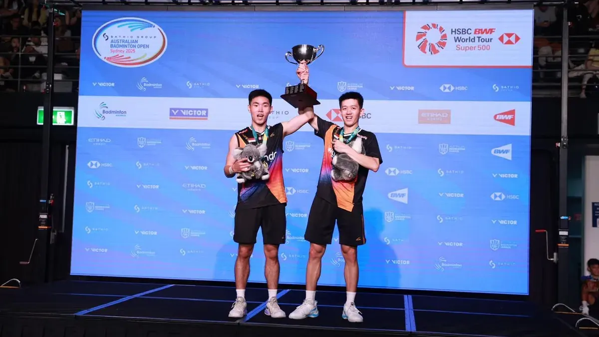 Debut Super 500 Paling Fenomenal! Raymond/Joaquin Sabet Gelar Juara