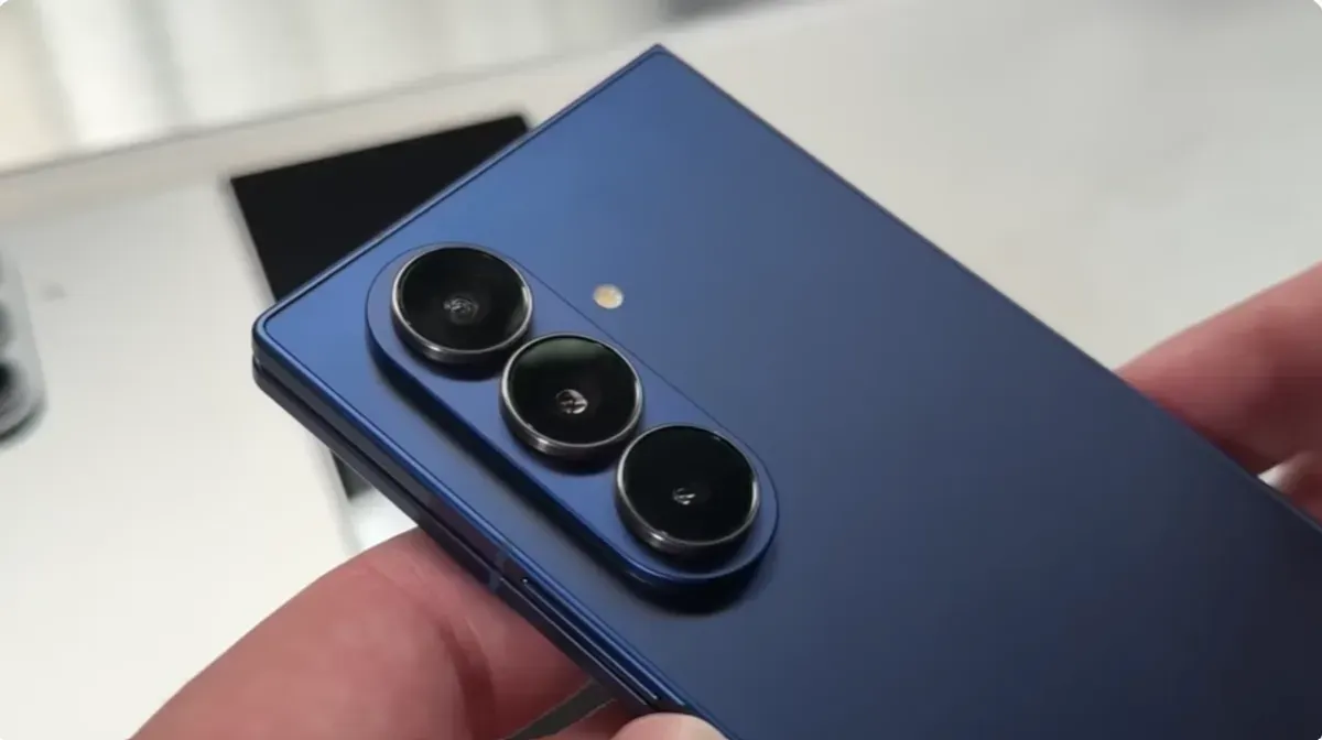 Bocoran Spesifikasi Samsung Galaxy Z Fold8 (Sumber: youtube.com/@TcolTech)