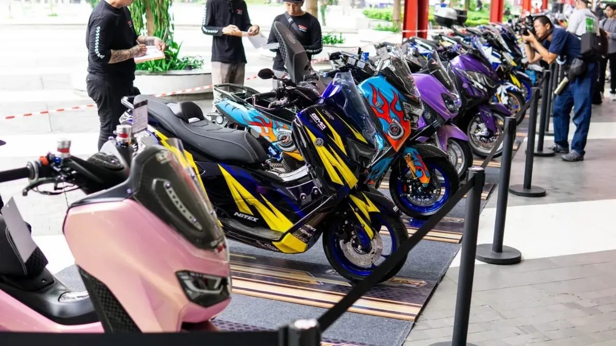 Puluhan Skutik Yamaha Tampil Memukau di CustoMAXI Jabodetabek 2025, Kreativitas Modifikator Bikin Kagum!