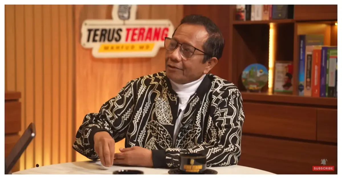 Eks Menko Polhukam Mahfud MD Ungkap Adanya Dugaan Mark Up di Proyek Whoosh (Sumber: YouTube Mahfud MD Official)