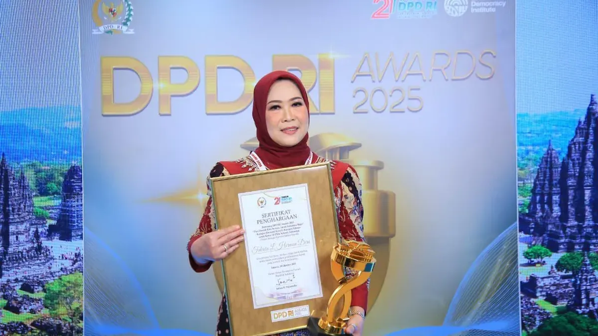 Feby Deru raih DPD Award 2025 atas dedikasinya membangun ekonomi kreatif dan pemberdayaan perempuan di Sumatera Selatan.