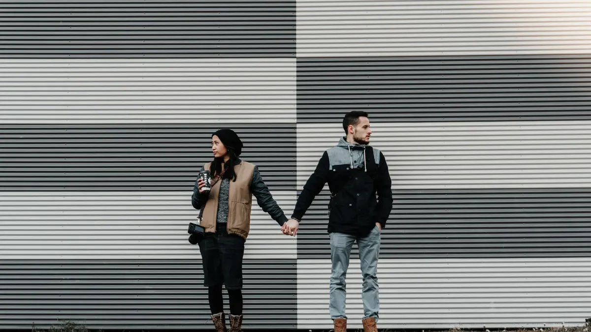 Ilustrasi Hubungan yang Tidak Baik-baik Aja. (Sumber: Unsplash/Andrik Langfield)