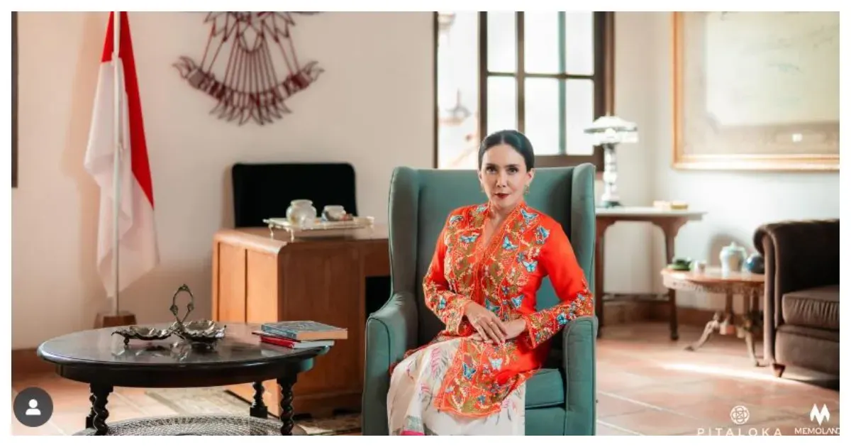 Anggota Komisi IX DPR RI Rieke Diah Pitaloka Bongkar Tukin Kemenkeu Capai 300 Persen (Sumber: Instagram @riekediahp)