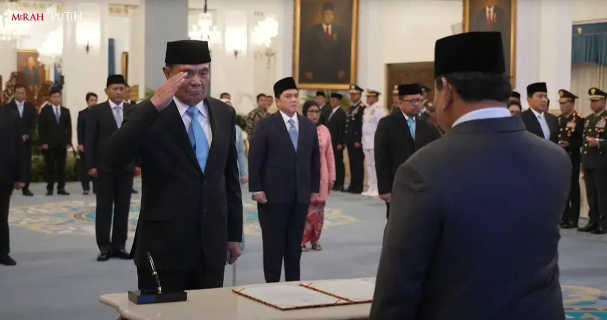 Djamari Chaniago Menko Polkam baru Indonesia (Sumber: YouTube Setneg RI | Foto: YouTube Setneg RI)
