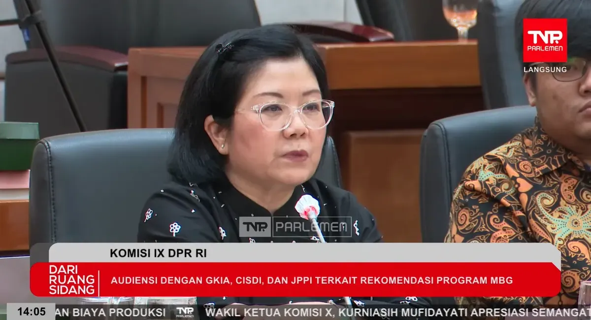Ahli gizi dr Tan Shot Yen jadi sorotan usai kritik menu program MBG. (Sumber: YouTube ParlemenTV | Foto: YouTube ParlemenTV)