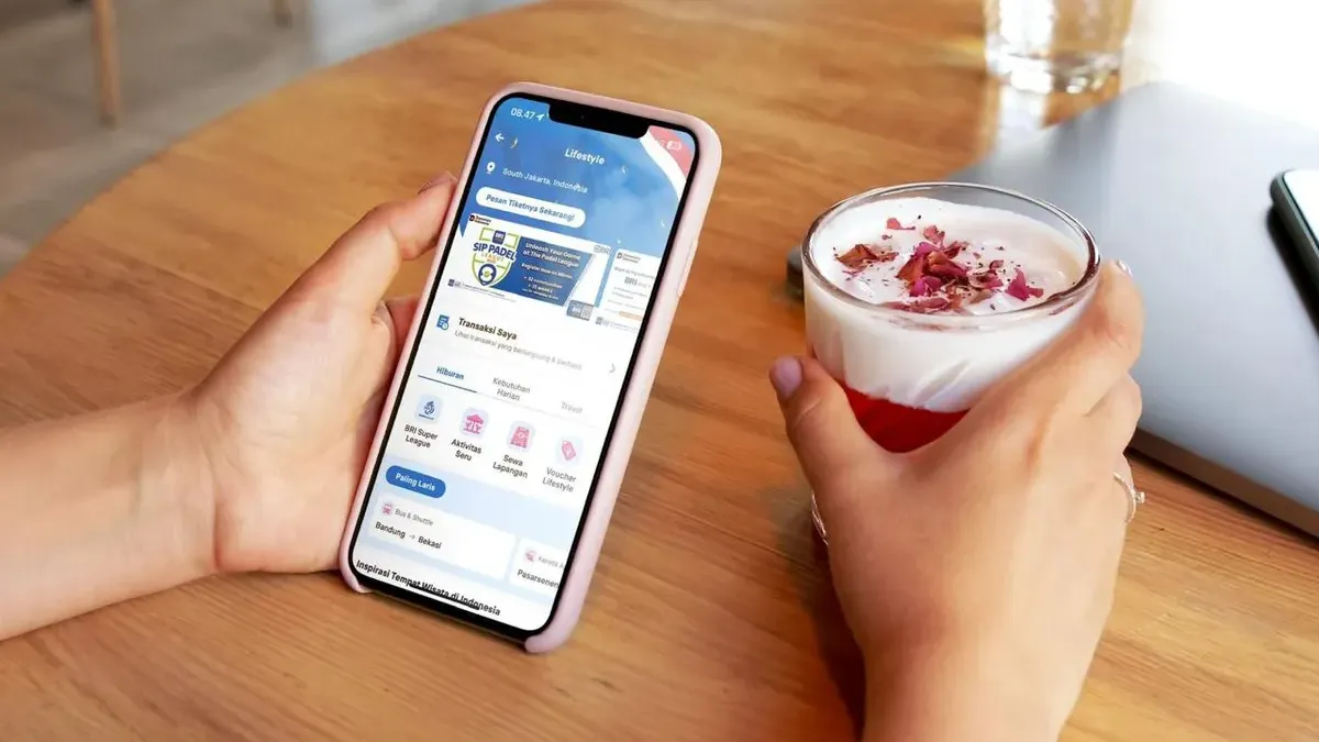 Porsi transaksi digital BRI capai 99,1%, didukung BRImo, BRILink, dan e-channel yang hadirkan layanan mudah, cepat, dan aman.