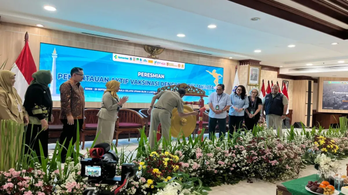 Fakultas Kedokteran Universitas Indonesia bersama Dinas Kesehatan Provinsi DKI Jakarta dan dengan dukungan Takeda berupaya menghadirkan mekanisme pemantauan efektifitas vaksin dengue yang lebih sistematis. (Dok Birny Birdieni)