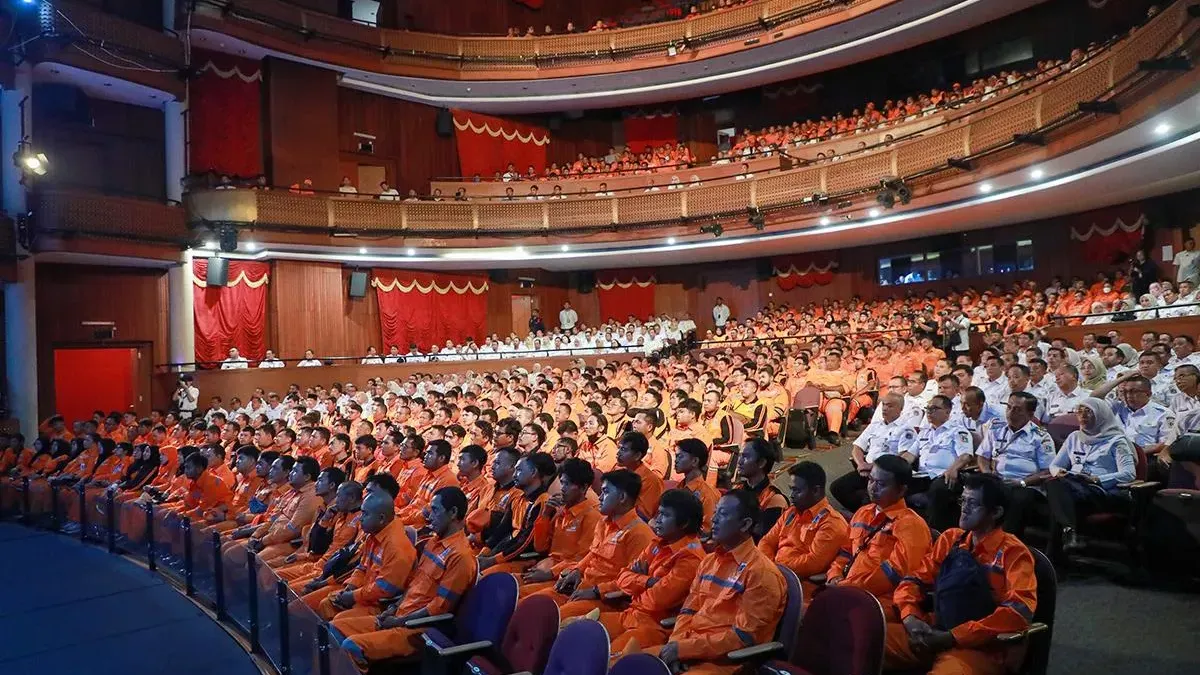 Gubernur DKI Jakarta, Pramono Anung menggelar acara Townhall Meeting di Taman Ismail Marzuki, Jakarta Pusat untuk menindaklanjuti temuan kasus manipulasi kinerja pada Rabu, 15 April 2026. (Sumber: beritajakarta.id | Foto: beritajakarta.id)