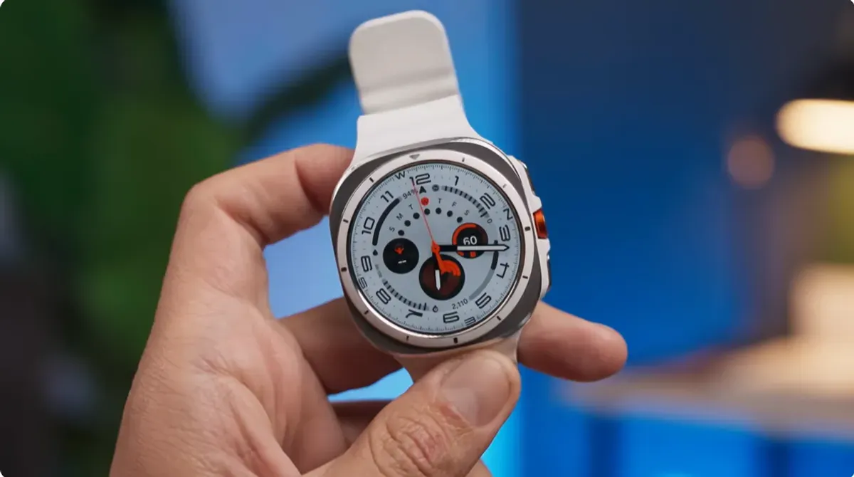 Samsung Galaxy Watch (Sumber: youtube.com/@projectreview)
