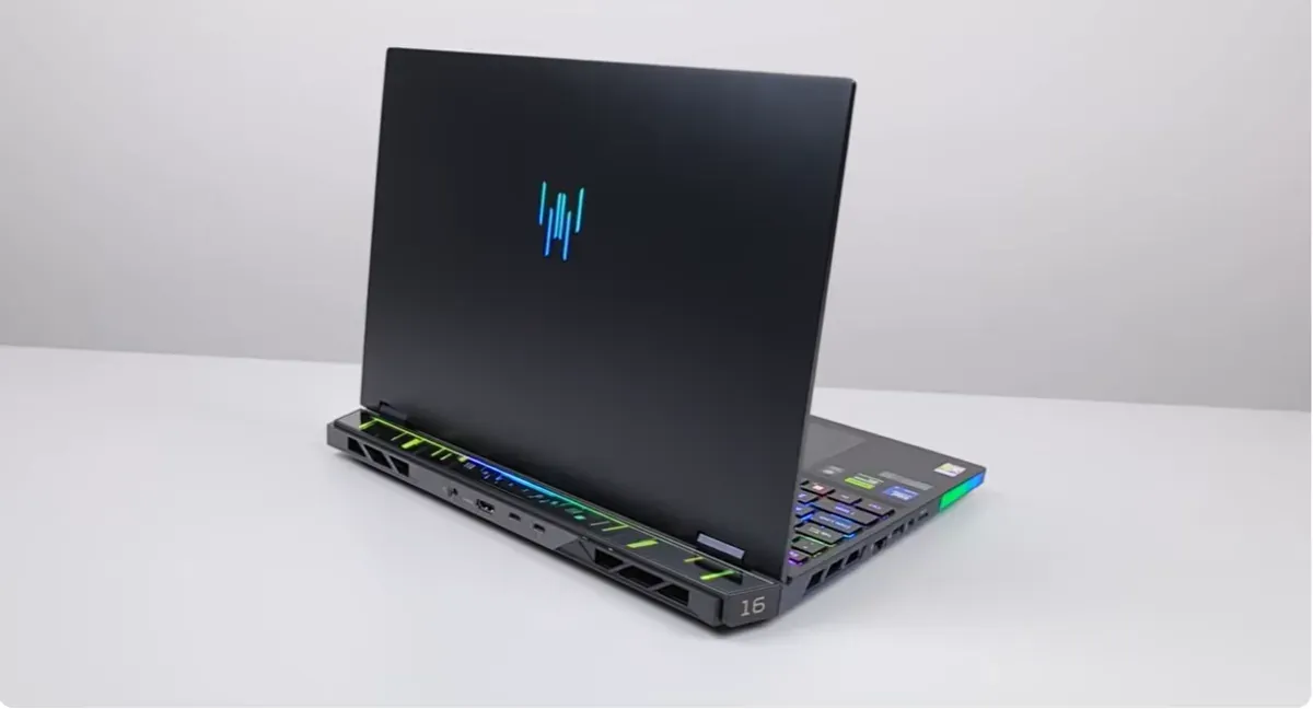Spesifikasi Laptop Acer Predator Helios 16 AI.